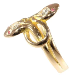 Bague antique à double serpent avec diamants et rubis des années 1900