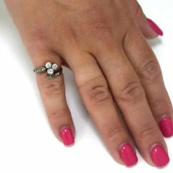 BAGUE ANTIQUE - OR JAUNE ET BLANC 18 KT