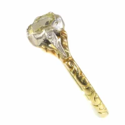Bague antique Dutcha diamant taille rose