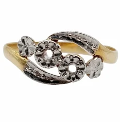 Bague antique or jaune diamant taille roses et monture à enroulement (circa 1900)