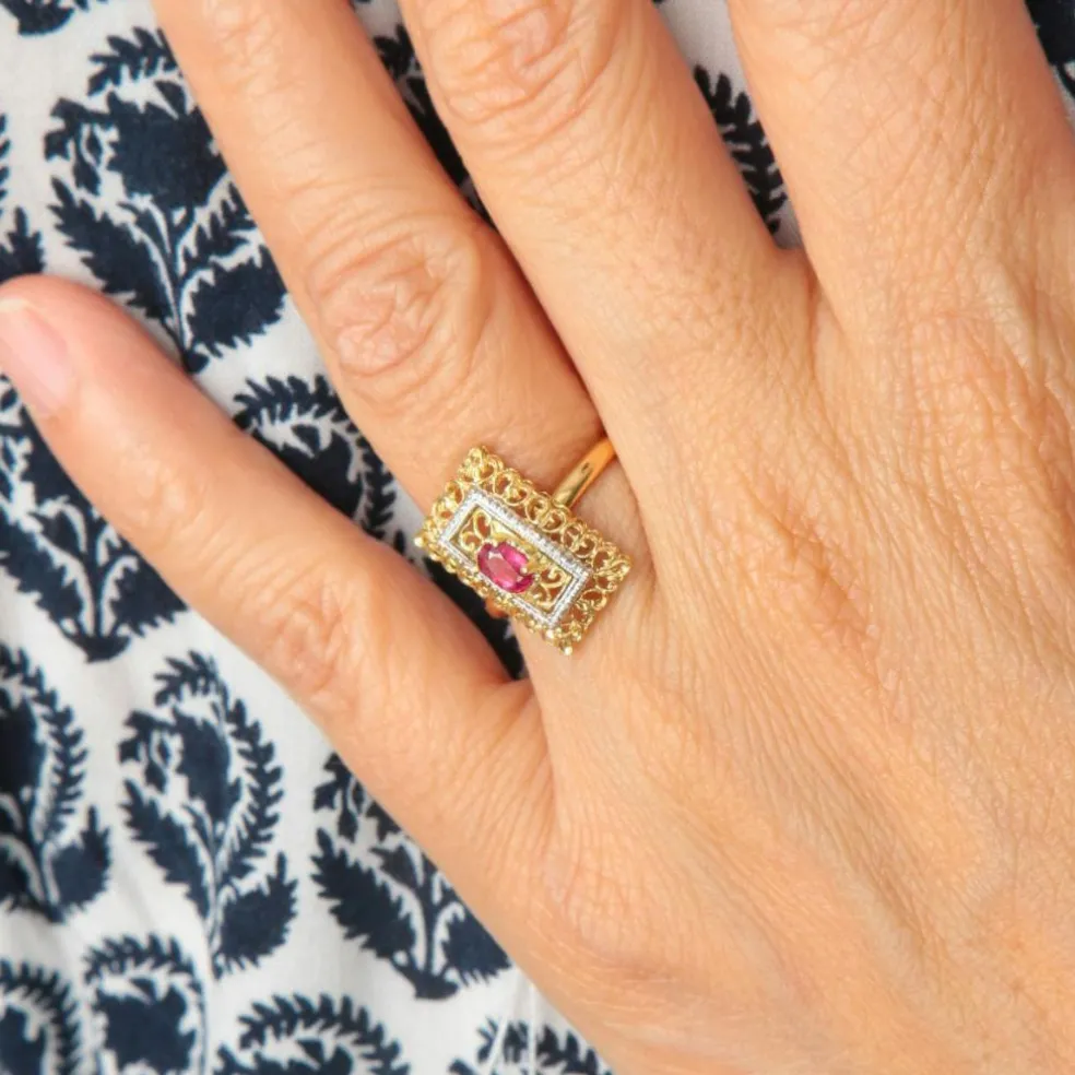 Bague Arabesques or jaune, rubis