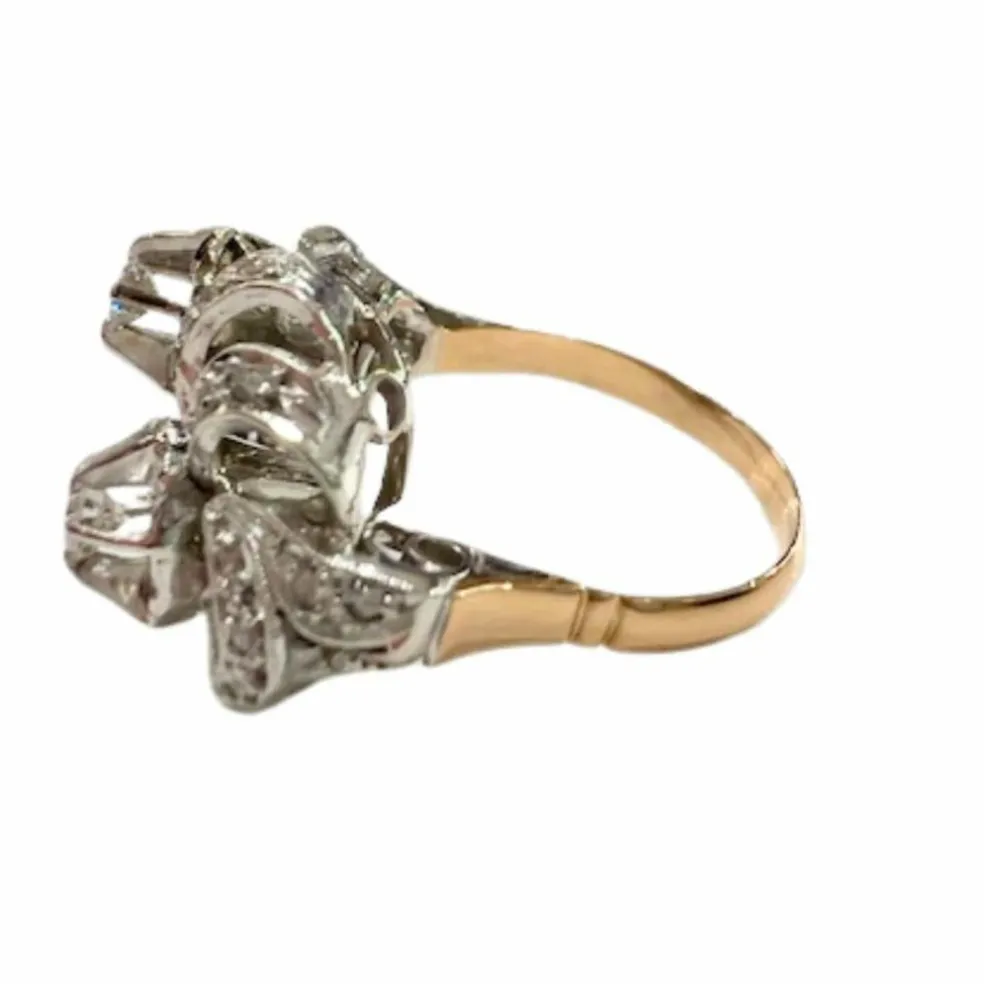 Bague Art Déco 1920-1930 or et platine avec diamants