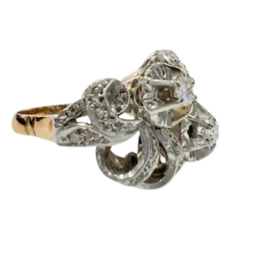 Bague Art Déco 1920-1930 or et platine avec diamants