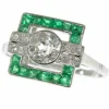 Bague Art Déco avec diamants et émeraudes