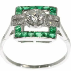Bague Art Déco avec diamants et émeraudes