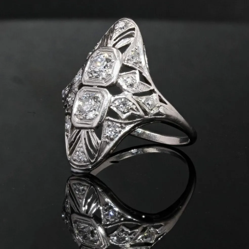 Bague art déco diamants ajourée