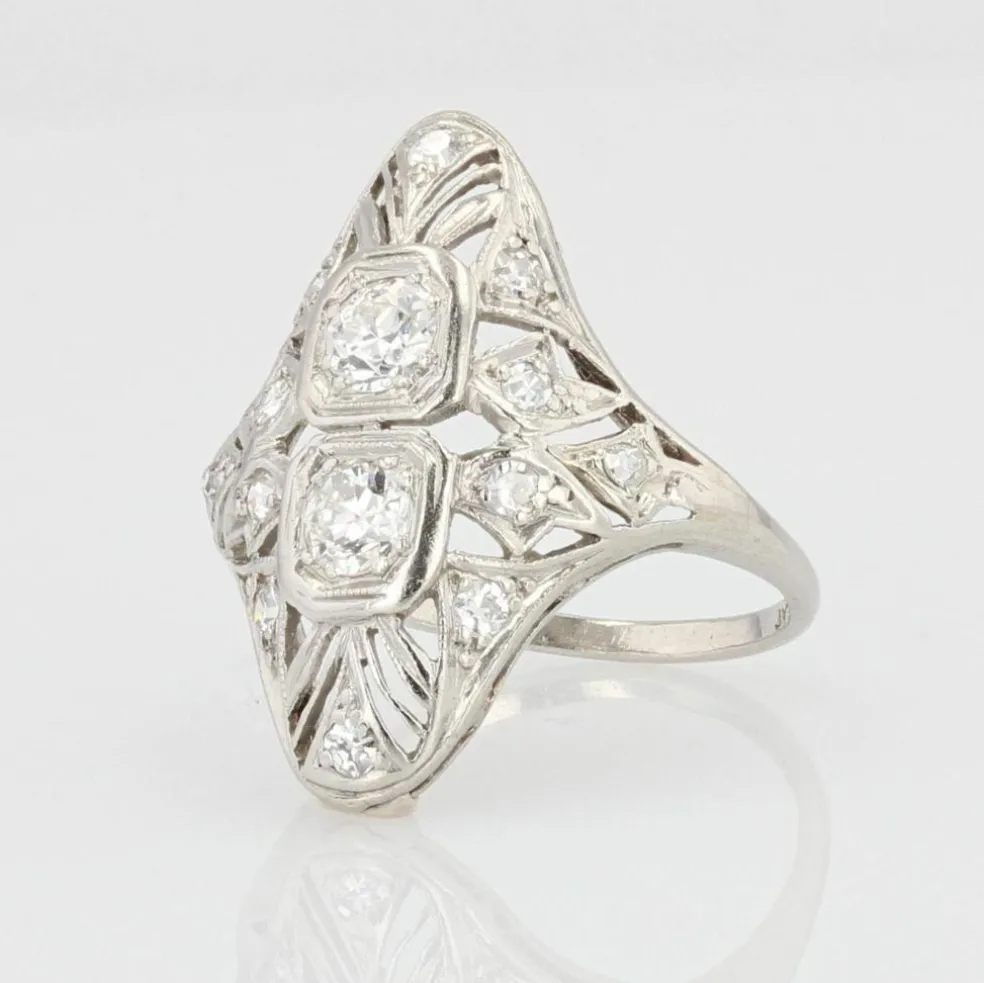 Bague art déco diamants ajourée