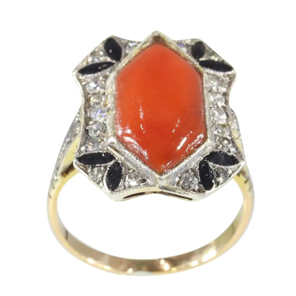 Bague Art Déco, diamants, corail et émail noir