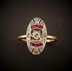 Bague Art Déco Diamants Et Rubis Calibrés