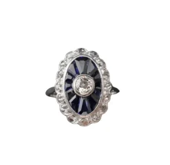 Bague Art Déco Diamants et Saphirs calibrés, Or