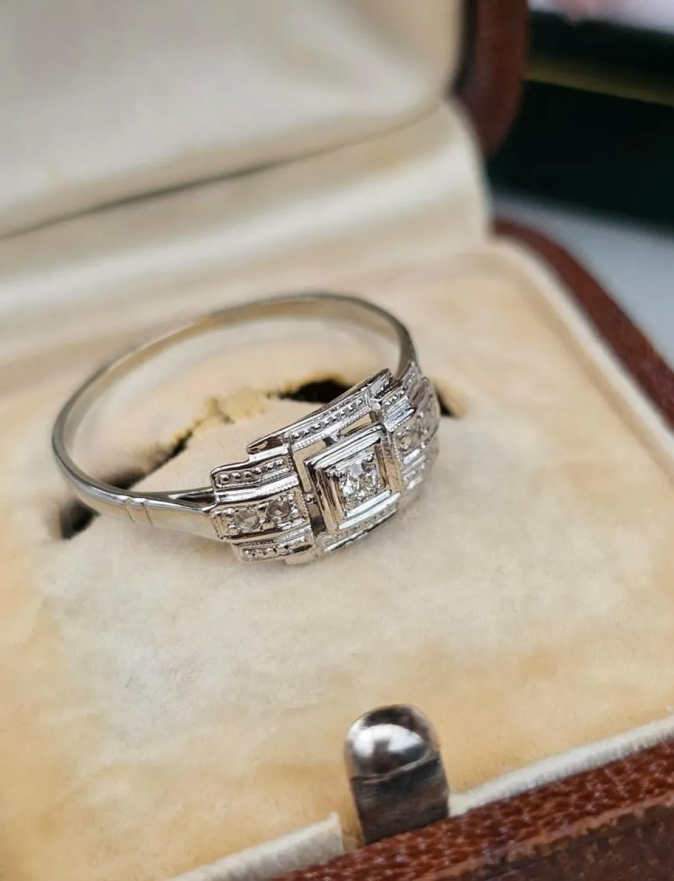 Bague Art Déco Diamants Or Blanc et Platine