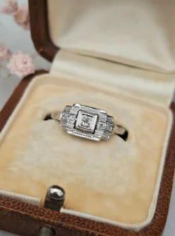 Bague Art Déco Diamants Or Blanc et Platine