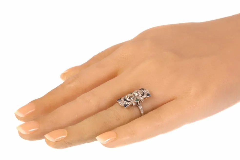 Bague Art Déco, diamants, saphirs et émeraudes