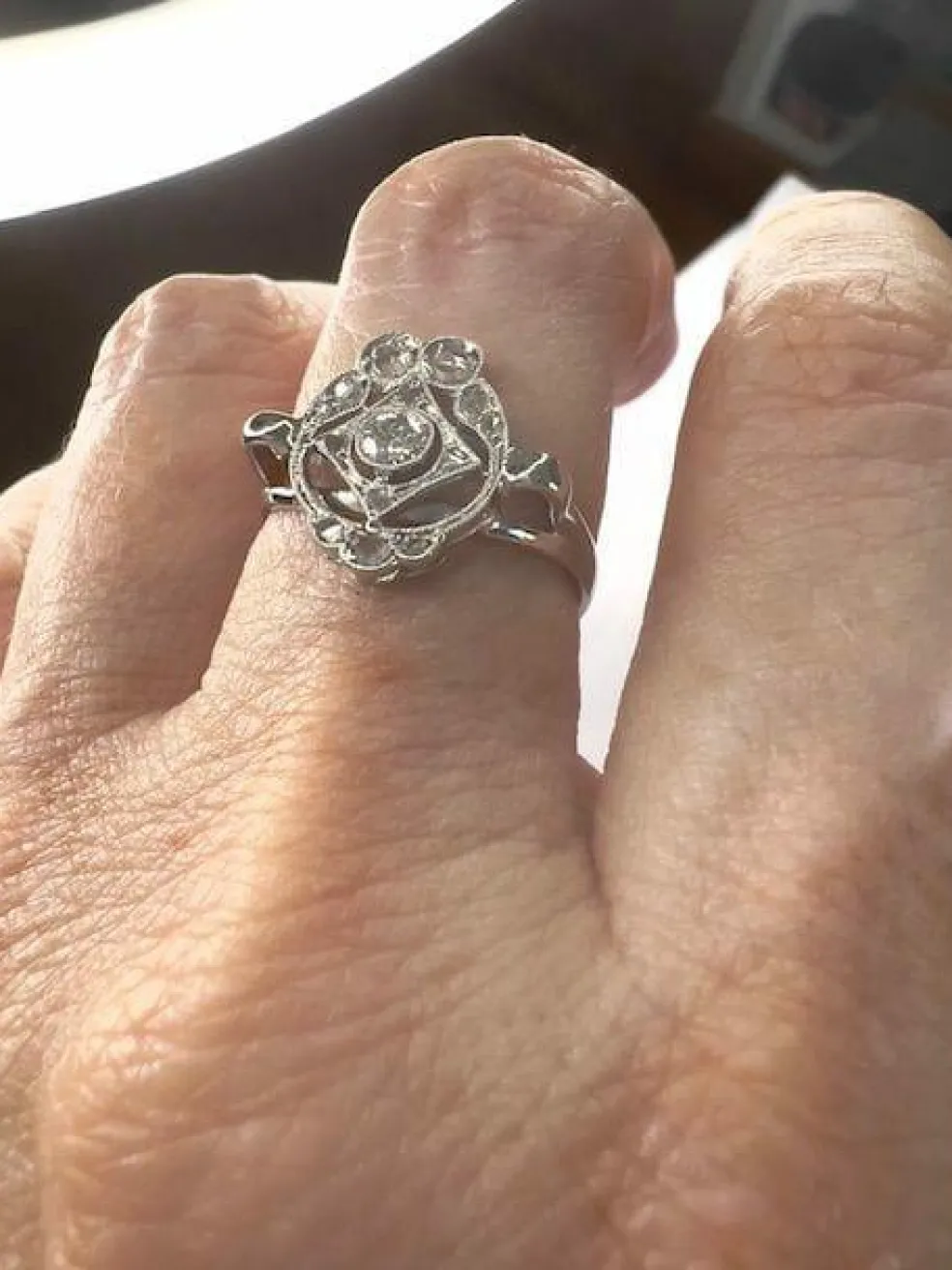 Bague art déco en or avec diamants