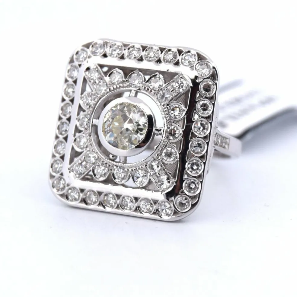 BAGUE ART DÉCO EN OR BLANC 18 KT ET DIAMANTS