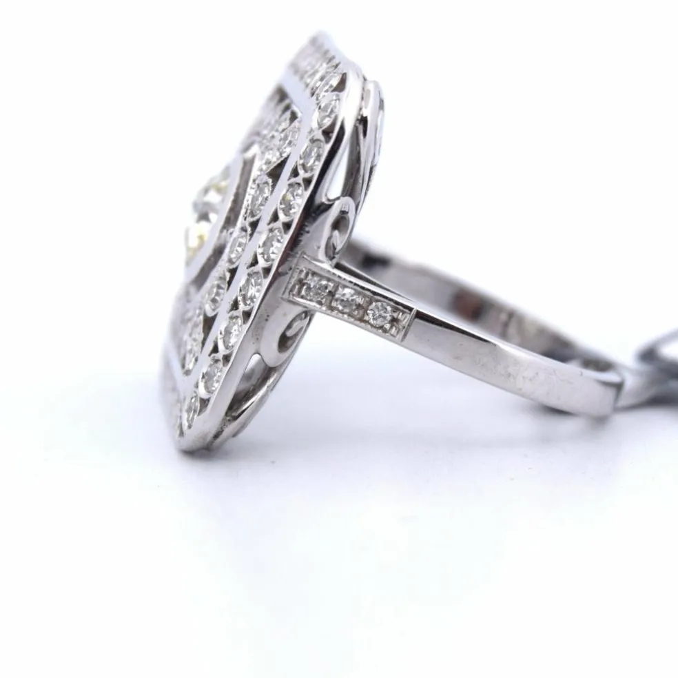 BAGUE ART DÉCO EN OR BLANC 18 KT ET DIAMANTS