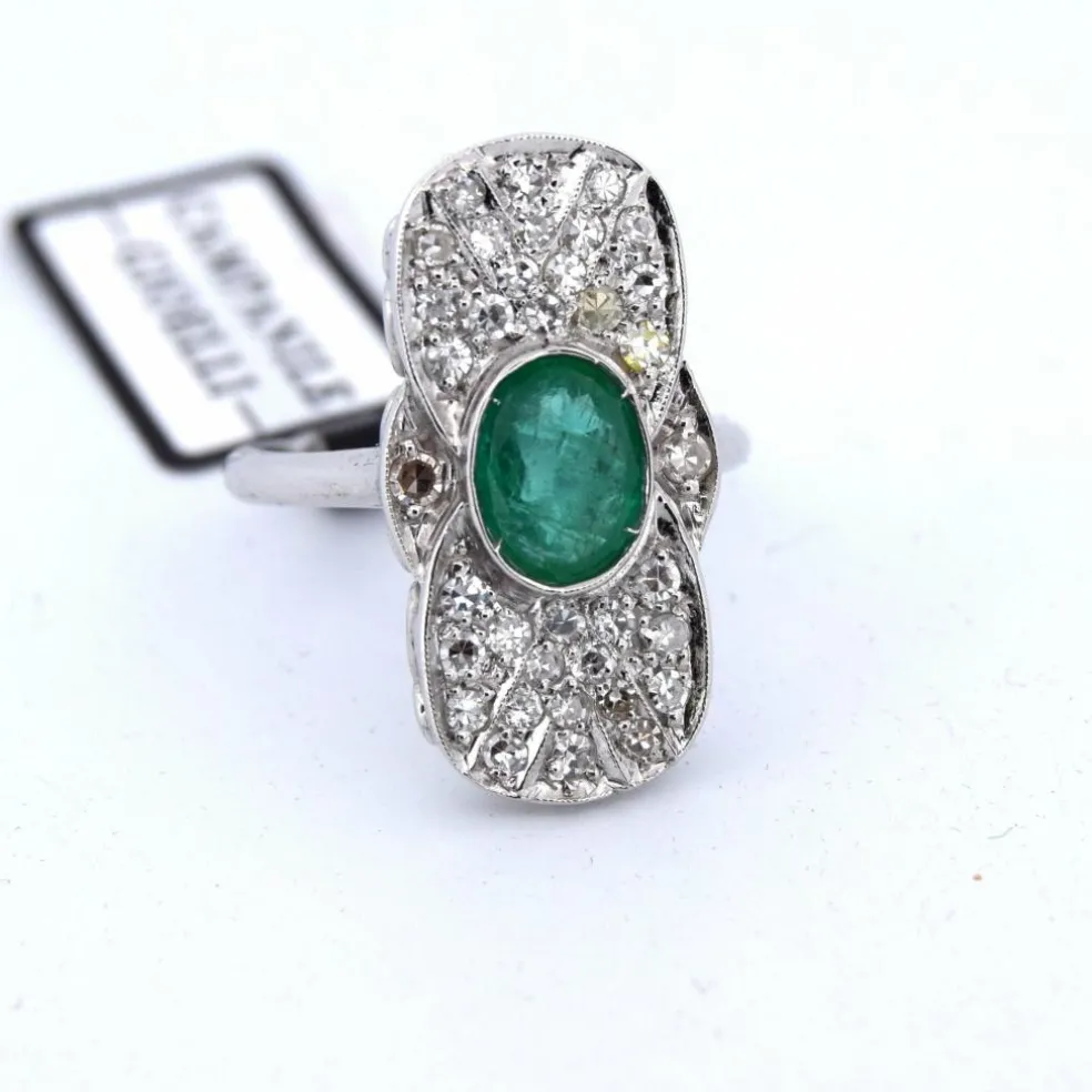Bague Art Déco en or et émeraude