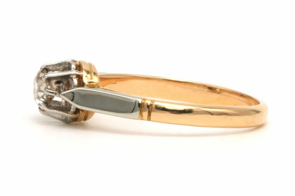 Bague Art Déco en or jaune 18 carats sertie d'un diamant (+/- 0.28 ct)