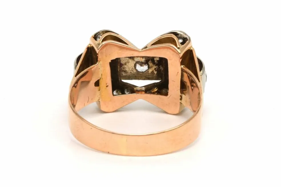 Bague Art Déco en or jaune 18 carats sertie de diamants