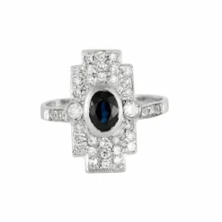 Bague Art déco en platine, saphir et diamants