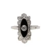 Bague Art Déco en platine, onyx et diamants