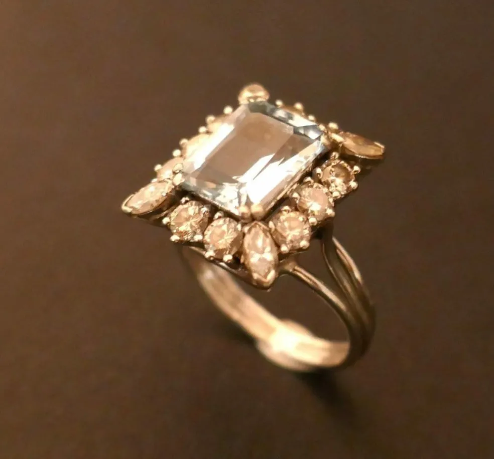 Bague Art Déco en platine, aigue marine et diamants