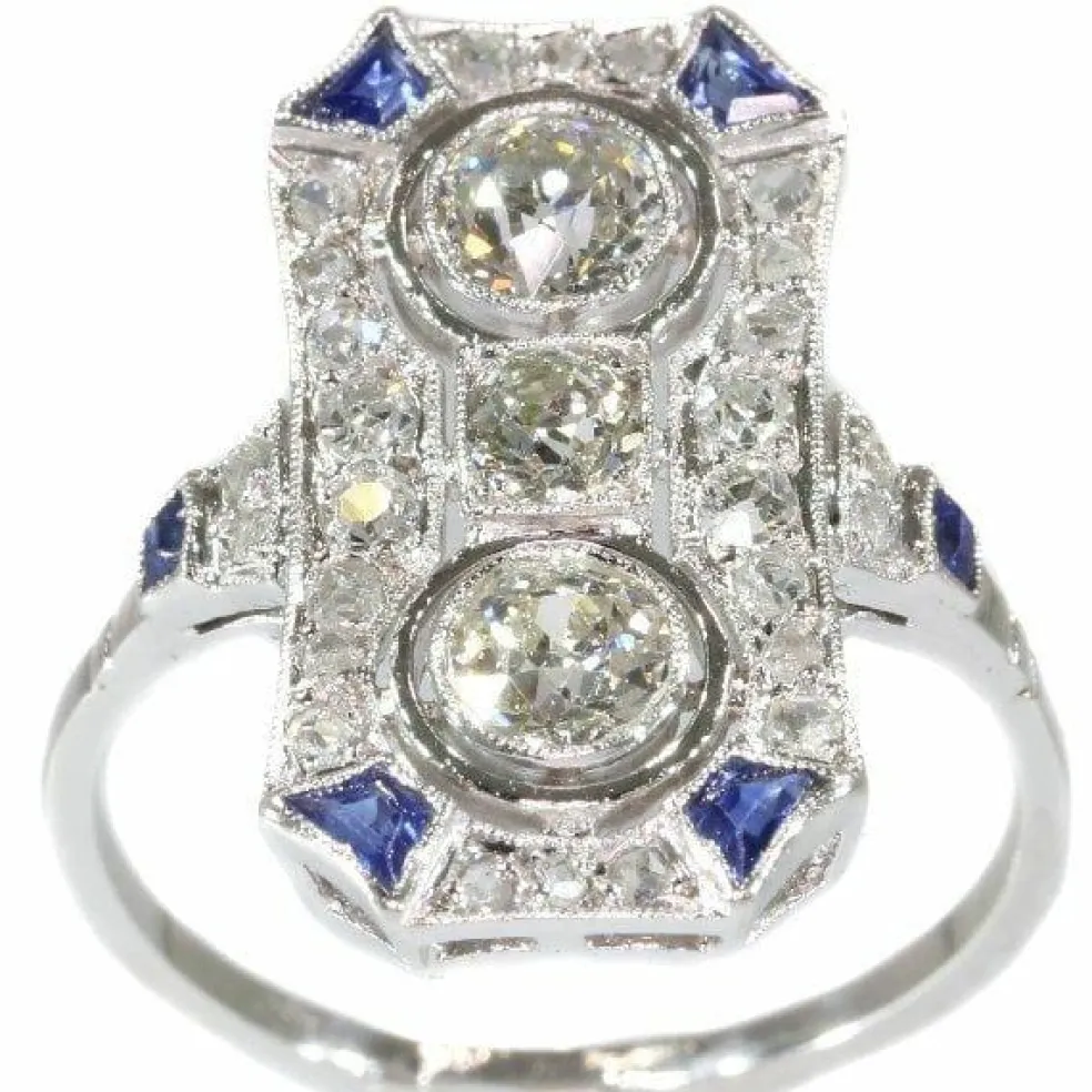 Bague Art Déco en platine et diamants