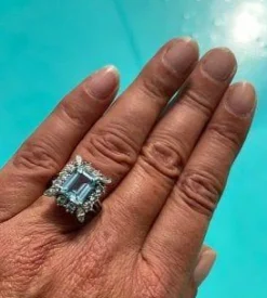 Bague Art Déco en platine, aigue marine et diamants