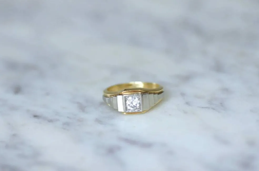 Bague Art Déco escalier deux ors et diamant