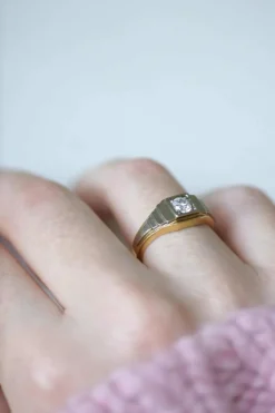 Bague Art Déco escalier deux ors et diamant