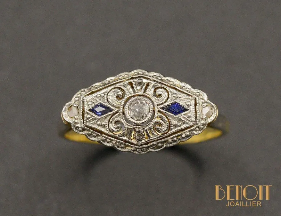 Bague Art Déco Losange Diamants et Saphirs