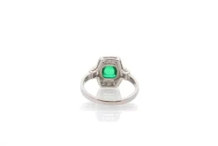 Bague art déco émeraude cabochon de Colombie et diamants