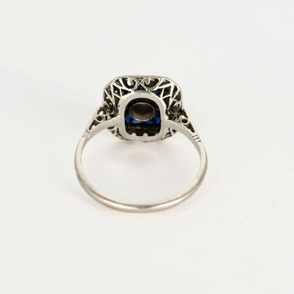 Bague Art Déco octogonale saphirs et diamants