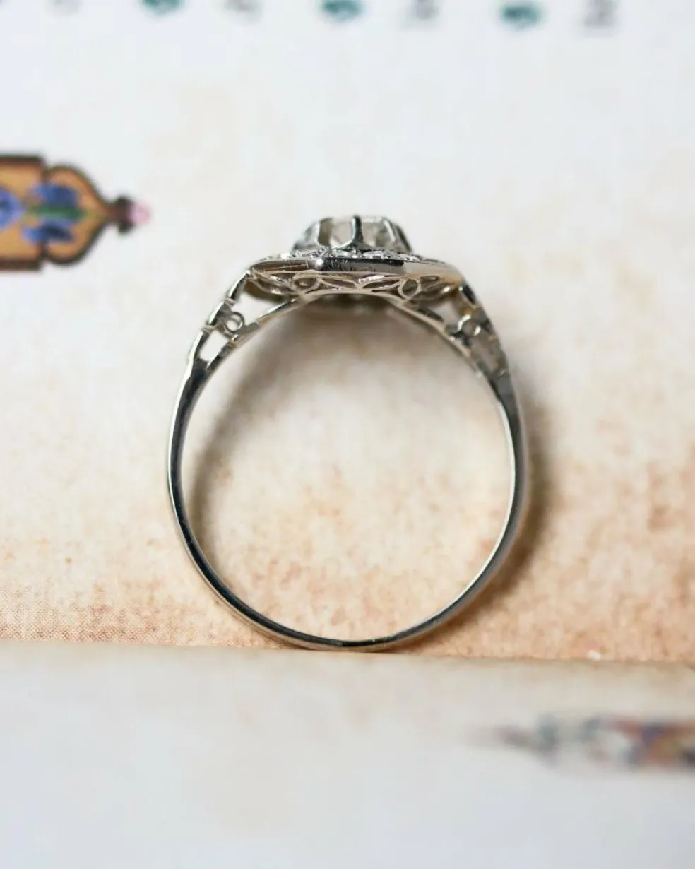 Bague Art Déco Octogonale Platine et Diamants