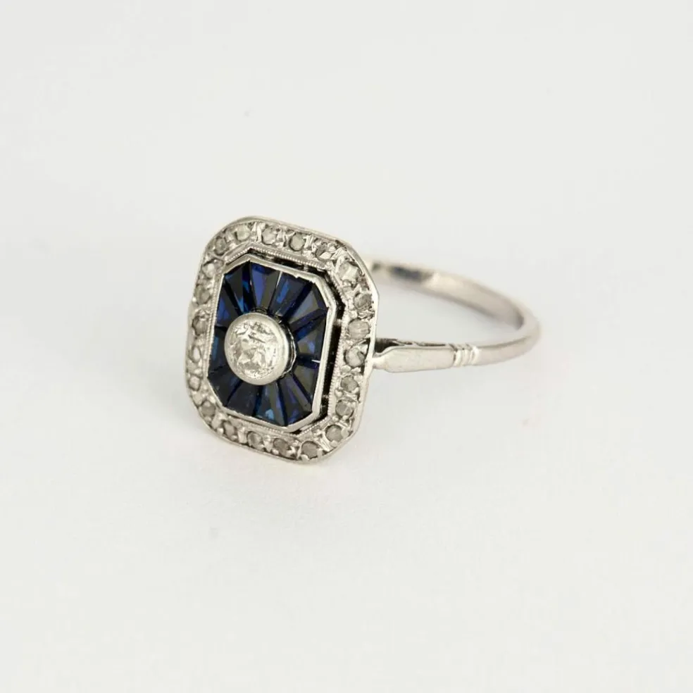 Bague Art Déco octogonale saphirs et diamants