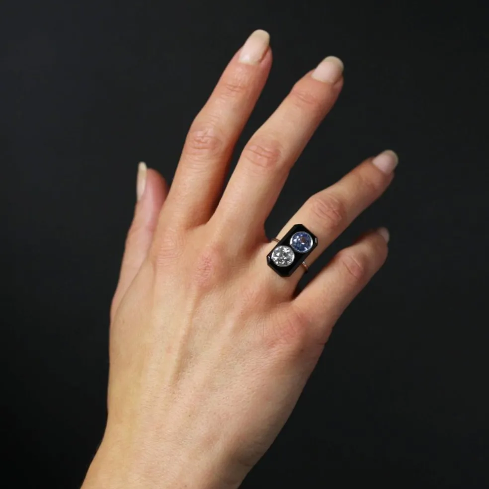 Bague Art Déco onyx diamant et saphir