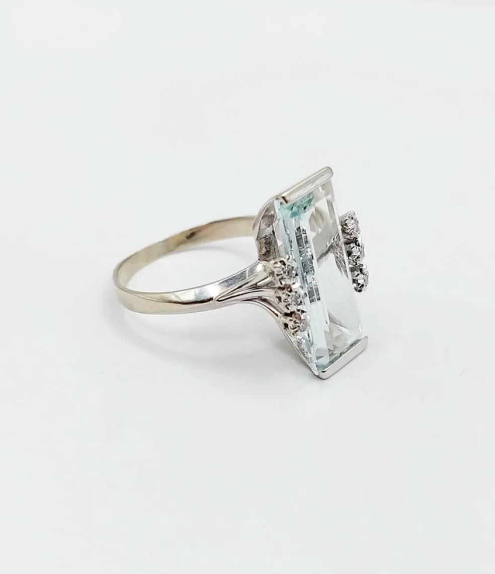 Bague Art Déco or blanc, aigue marine et diamants (circa 1960)
