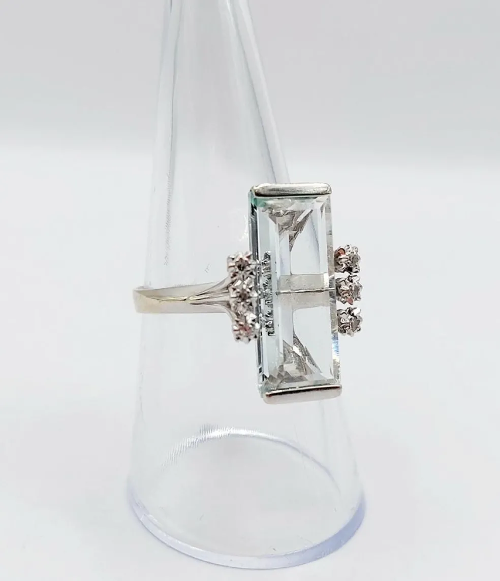 Bague Art Déco or blanc, aigue marine et diamants (circa 1960)