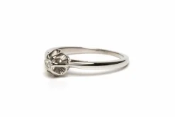 Bague Art Déco or blanc, diamant