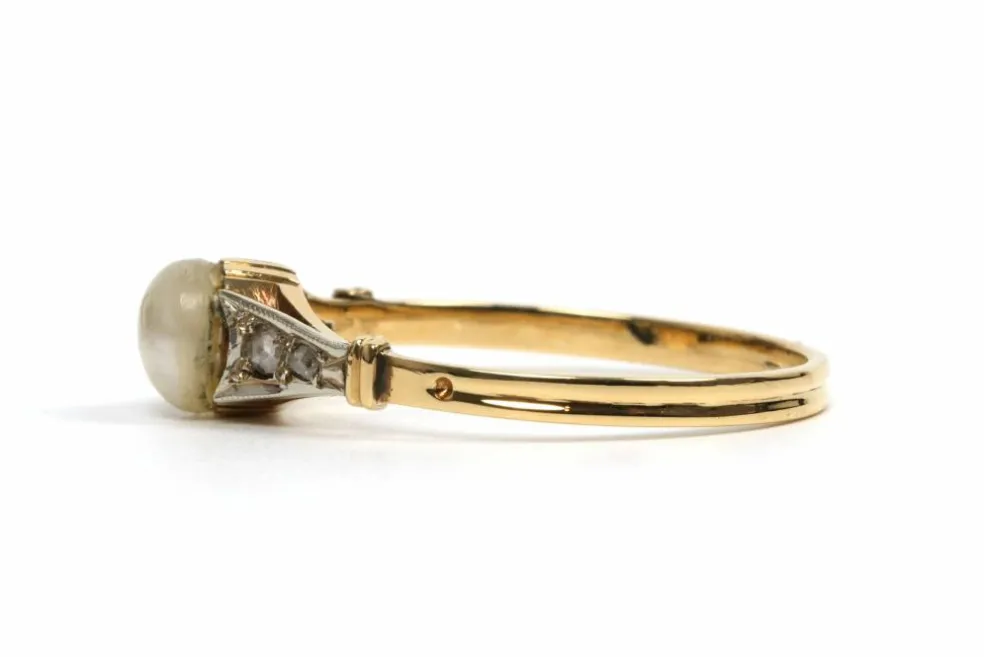 Bague Art Déco or jaune, perle et diamants
