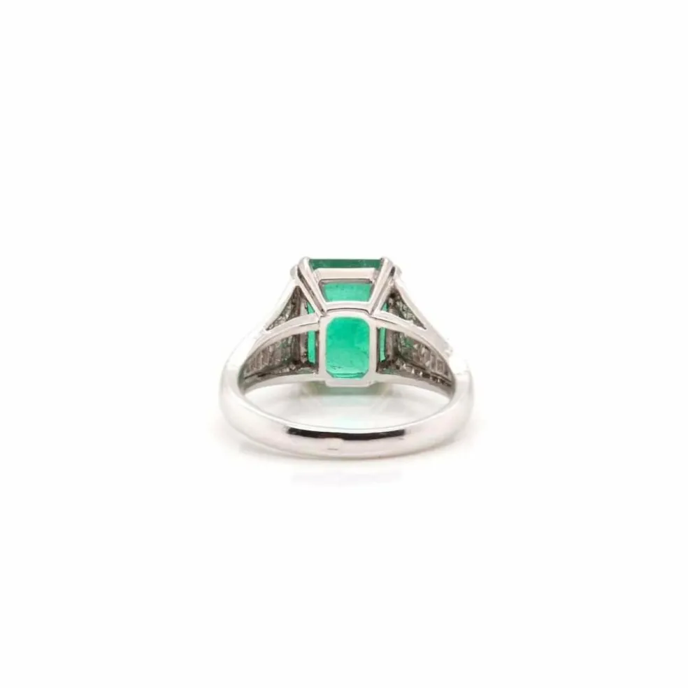 Bague Art Déco Platine Emeraude Diamants