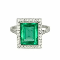 Bague Art Déco, platine et émeraude