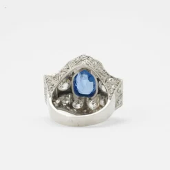 Bague Art Déco platine, saphir, diamants