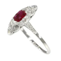 Bague Art Déco Rubis sang de Pigeon
