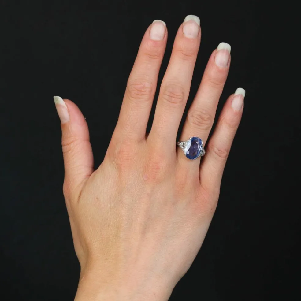 Bague Art Déco saphir de Ceylan et diamants