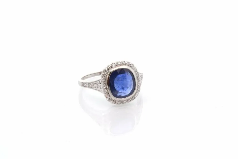 Bague art déco saphir de 2,50cts et diamants