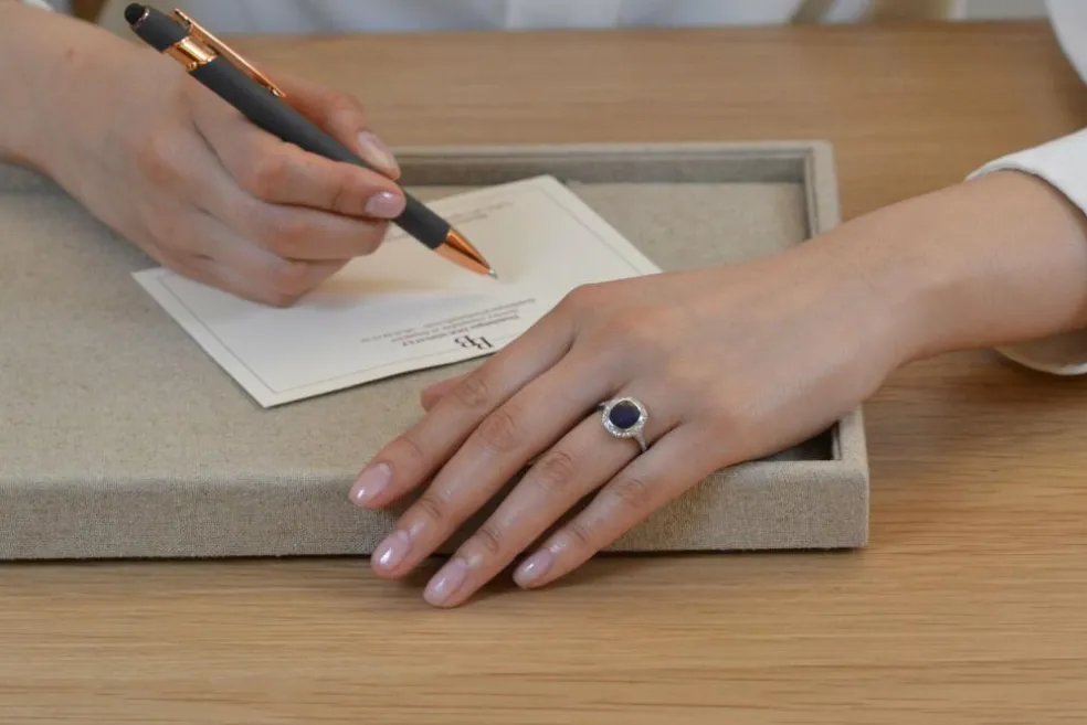 Bague art déco saphir de 2,50cts et diamants