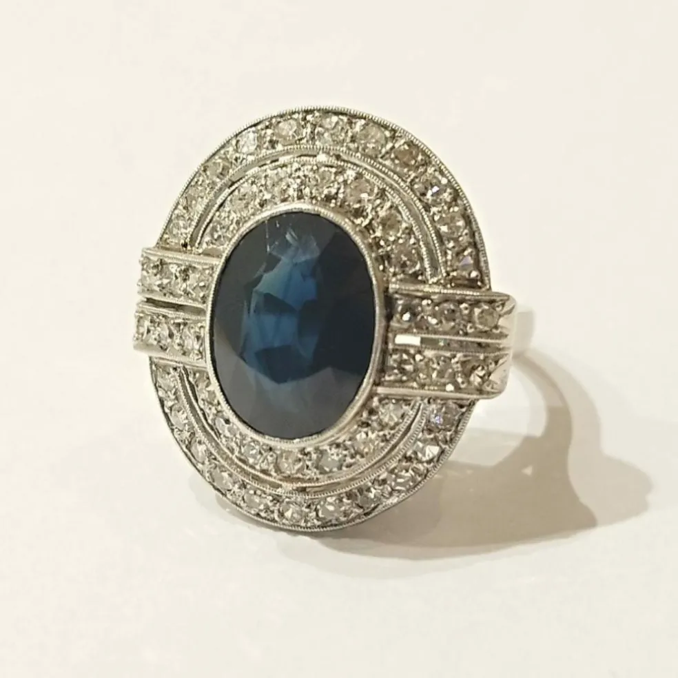 Bague Art Déco saphir et diamants platine