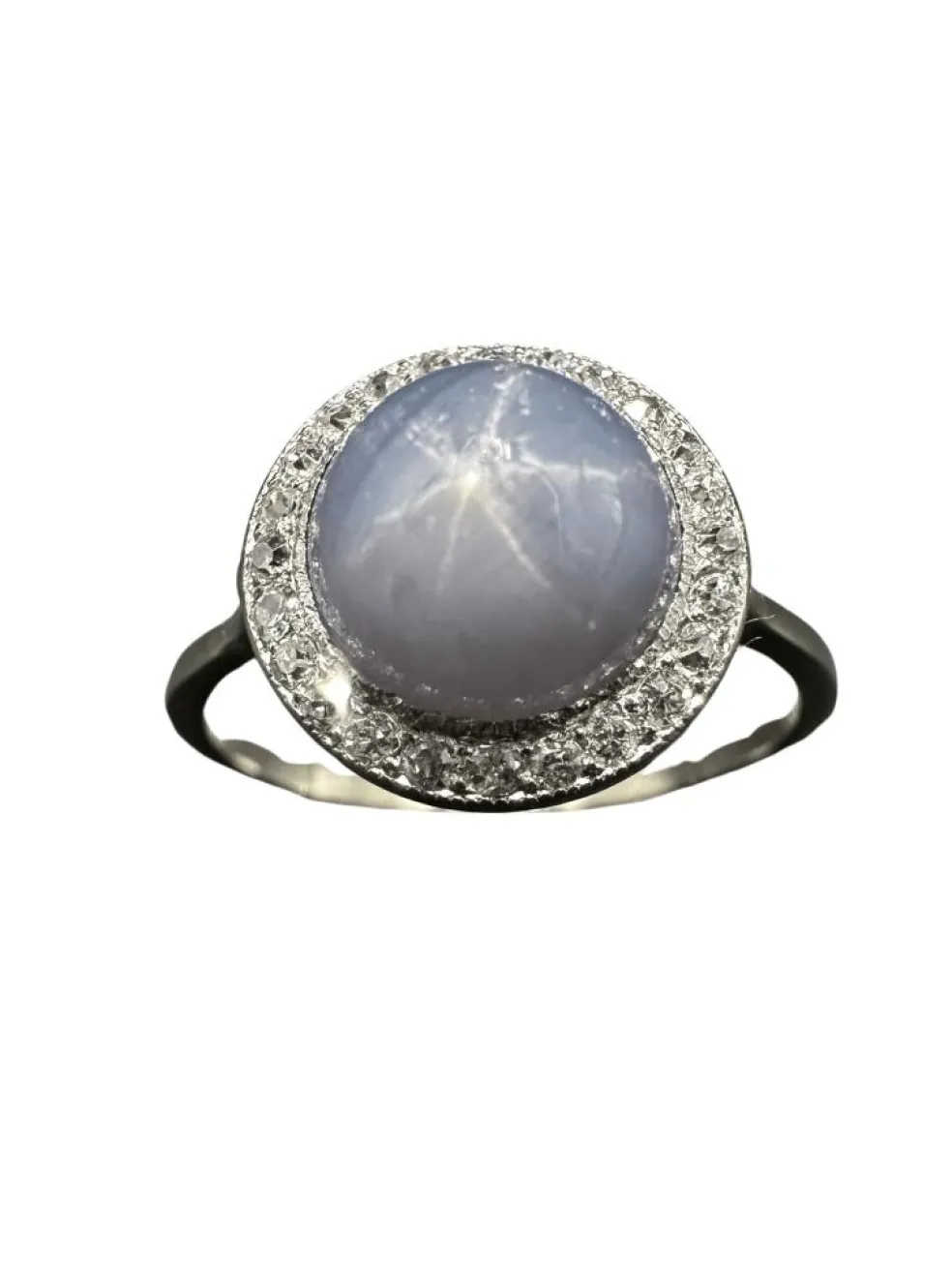Bague Art Déco Saphir étoilé et diamants, Or et Platine