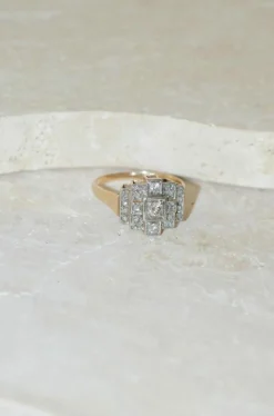 Bague Art Déco Tank Escalier or rose, platine, diamants